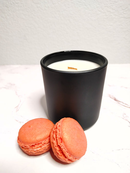 French Bliss Wooden Wick Candle - Strawberry Macaron and Vanilla Frosting